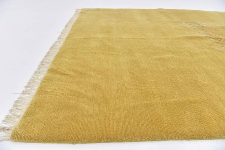 Detail image of 6' 7 x 10' Hand Knotted Nepal Wool Rug