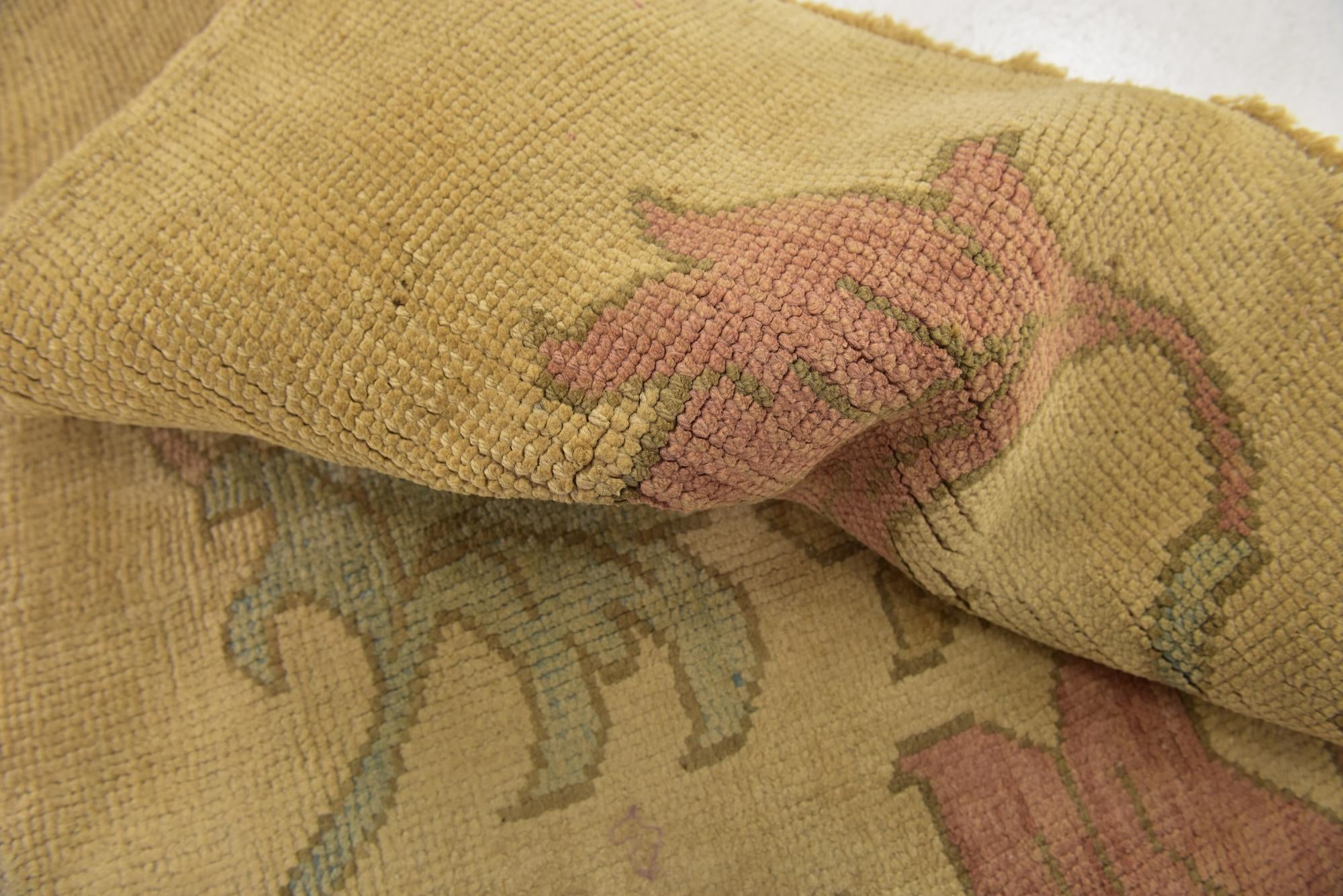 3' 8 x 4' 8 Hand Knotted Oushak Wool Rug