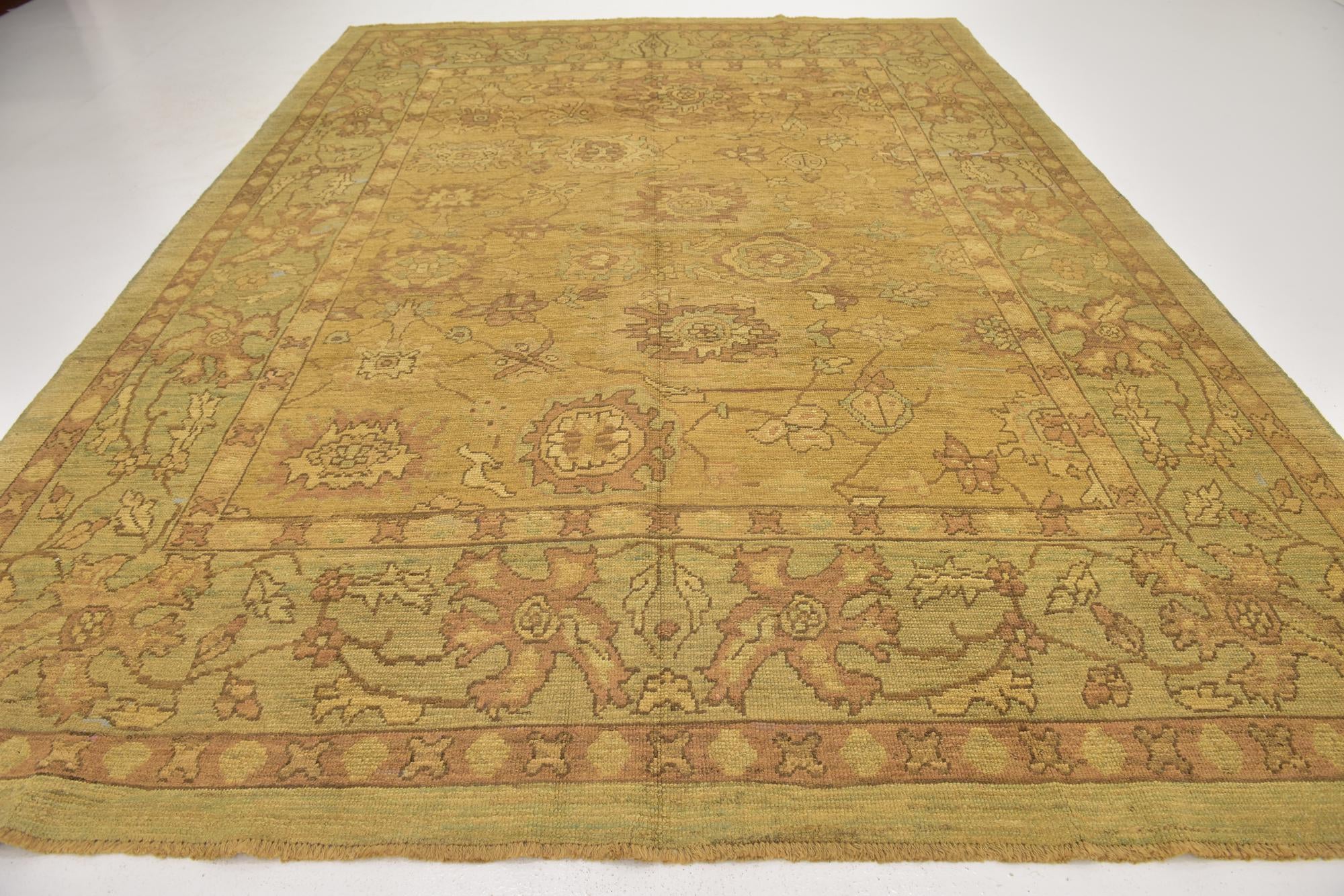 10' x 13' 6 Hand Knotted Oushak Wool Rug