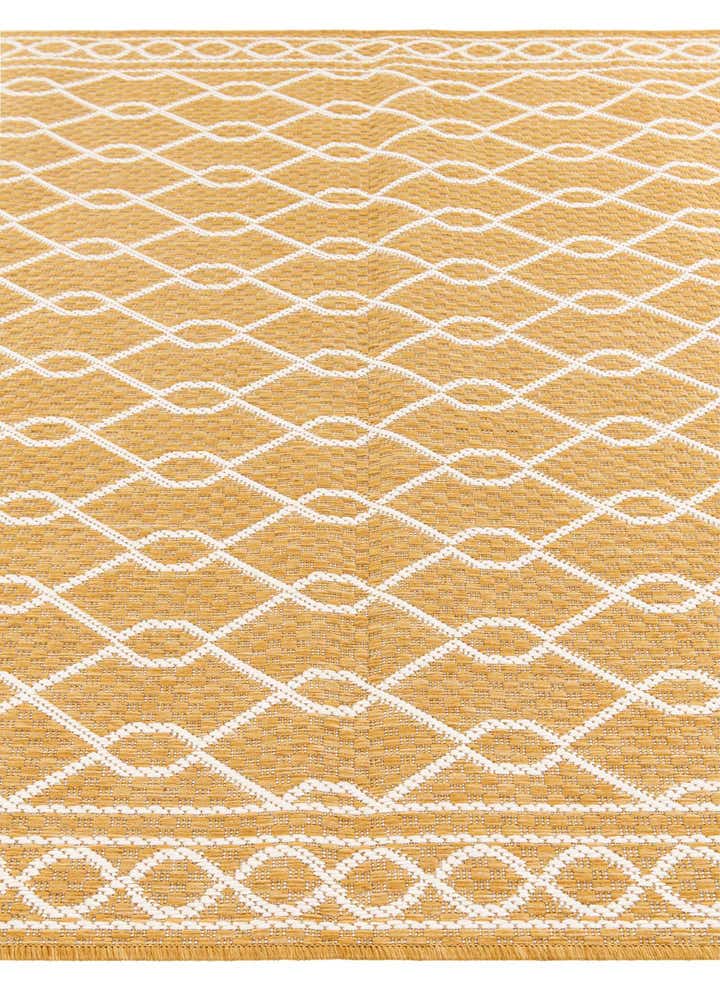 5' 3 x 7' 8 Easy-Clean Modern Indoor / Outdoor Rug