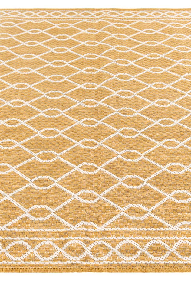 Detail image of 5' 3 x 7' 8 Easy-Clean Modern Indoor / Outdoor Rug