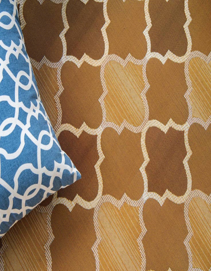 Detail image of 8' x 11' 4  Washable Trellis Indoor / Outdoor Rug