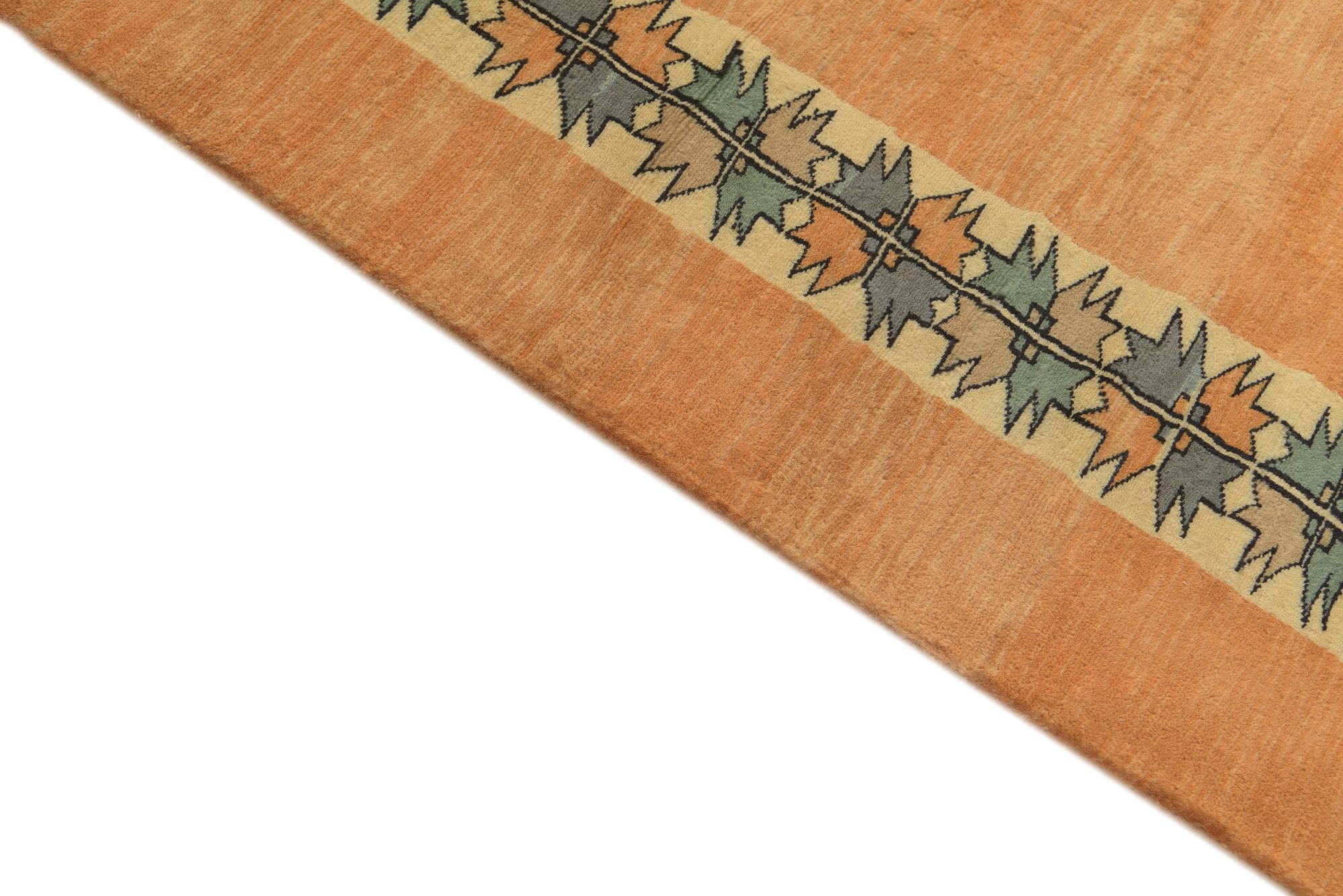 5' 9 x 8' Hand Knotted Peshawar Ziegler Rug
