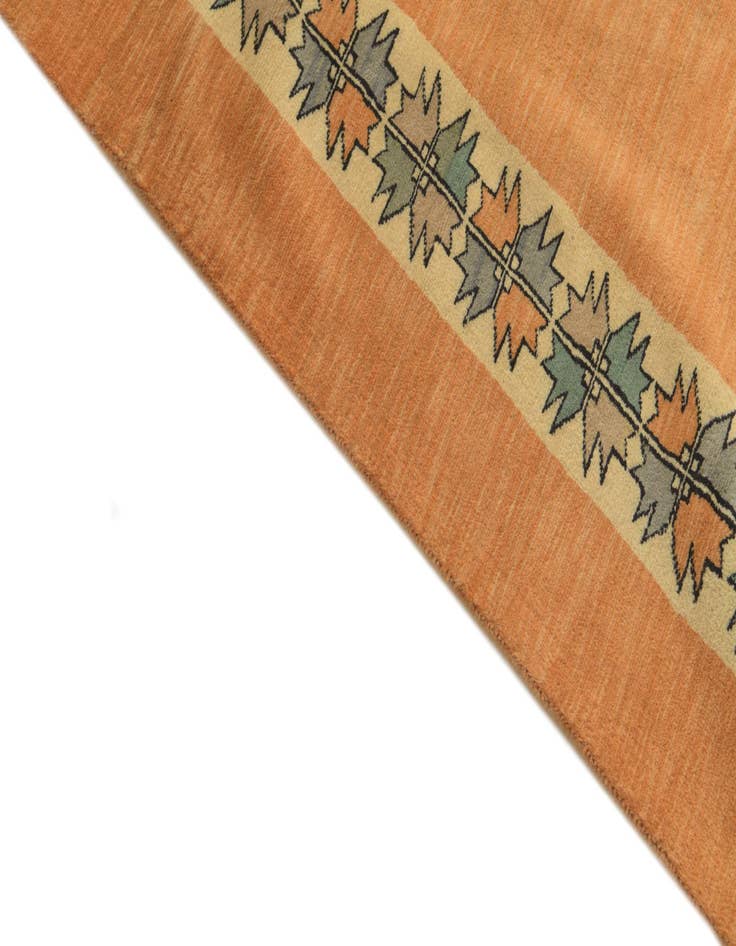 Detail image of 5' 8 x 7' 9  Hand Knotted Peshawar Ziegler Rug