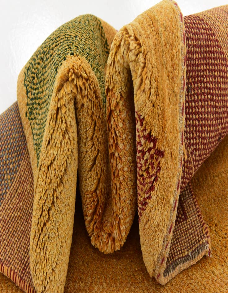 Detail image of 4' x 6' 3 Hand Knotted Shiraz-Gabbeh Persian Wool Rug