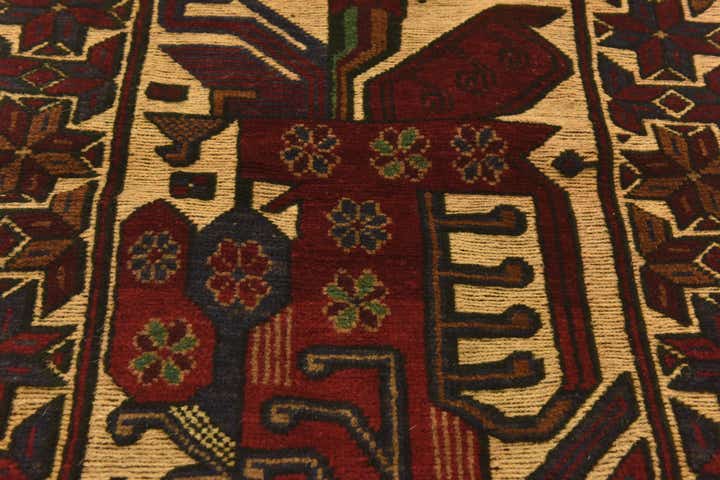 2' 9 x 4' 11 Hand Knotted Sumak Wool Rug