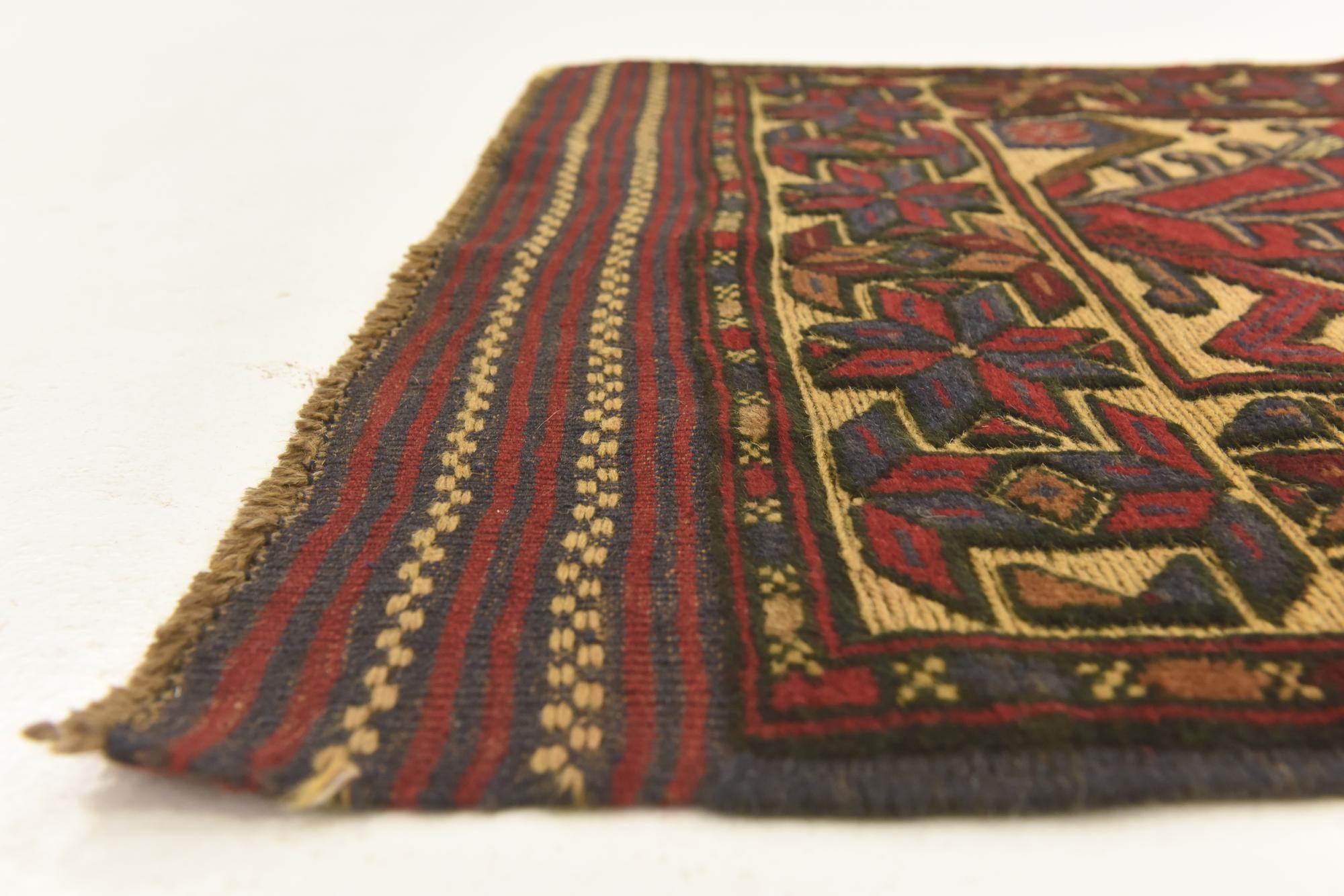 2' 9 x 4' 11 Hand Knotted Sumak Wool Rug