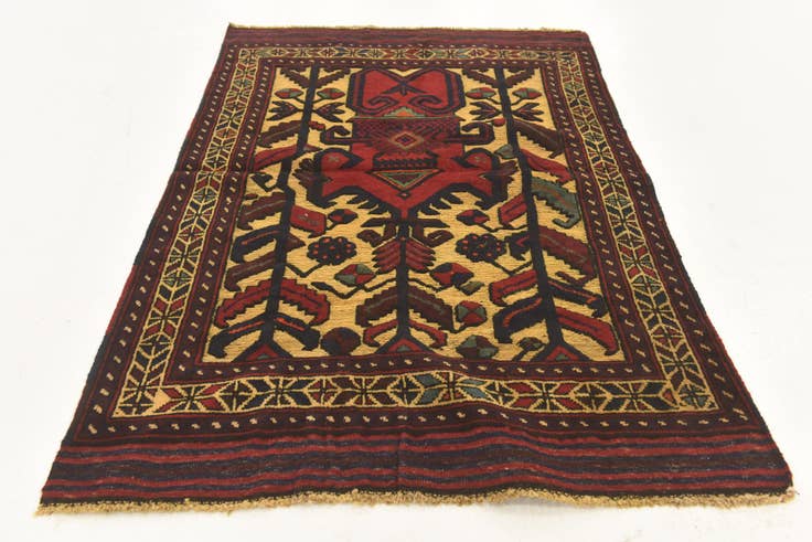 Detail image of 3' x 4' 4 Hand Knotted Sumak Wool Rug