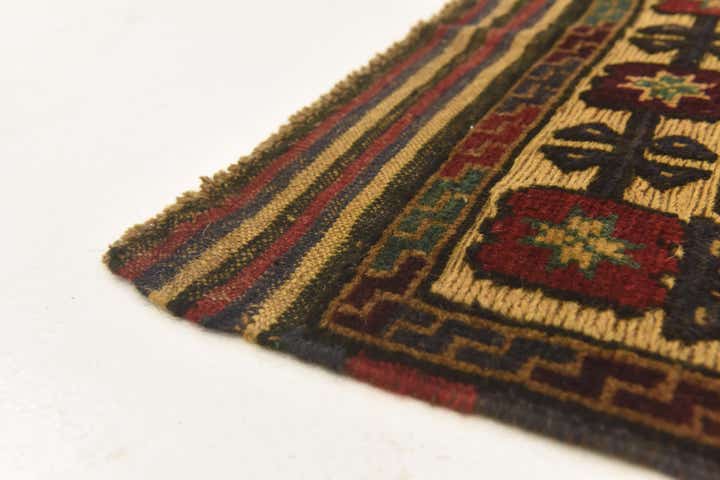 3' 3 x 5' 3 Hand Knotted Sumak Wool Rug