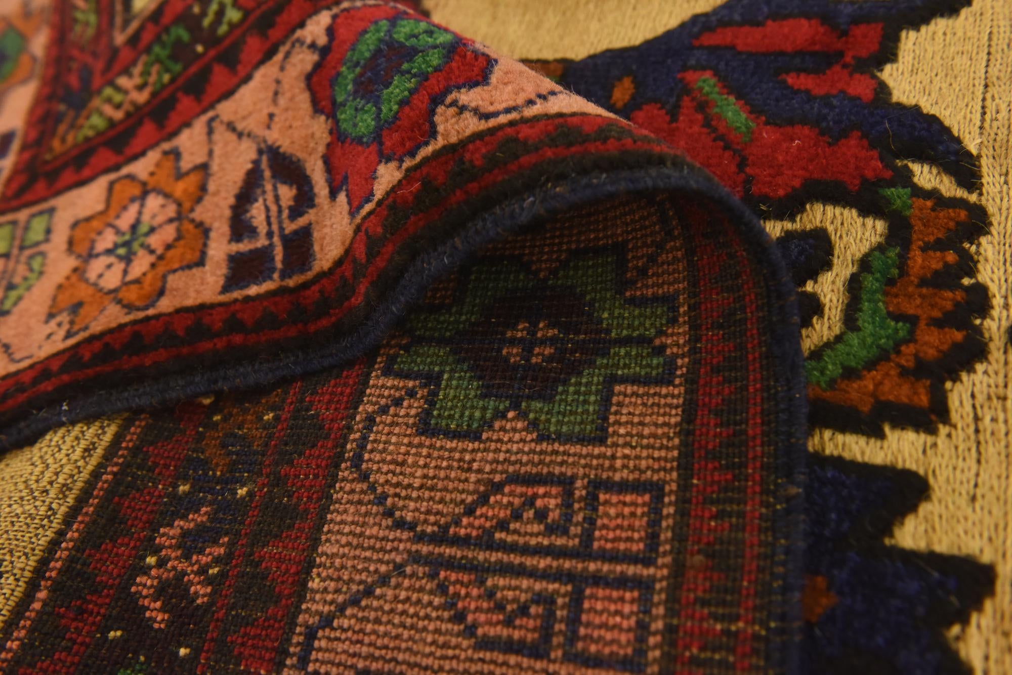 2' 9 x 4' 4 Hand Knotted Sumak Wool Rug