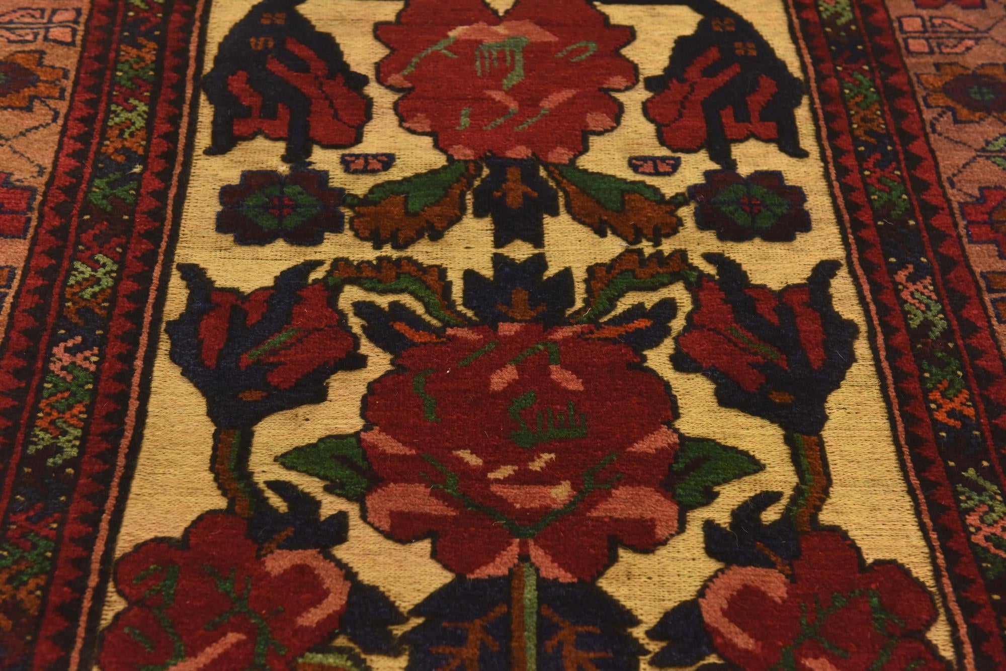 2' 9 x 4' 4 Hand Knotted Sumak Wool Rug