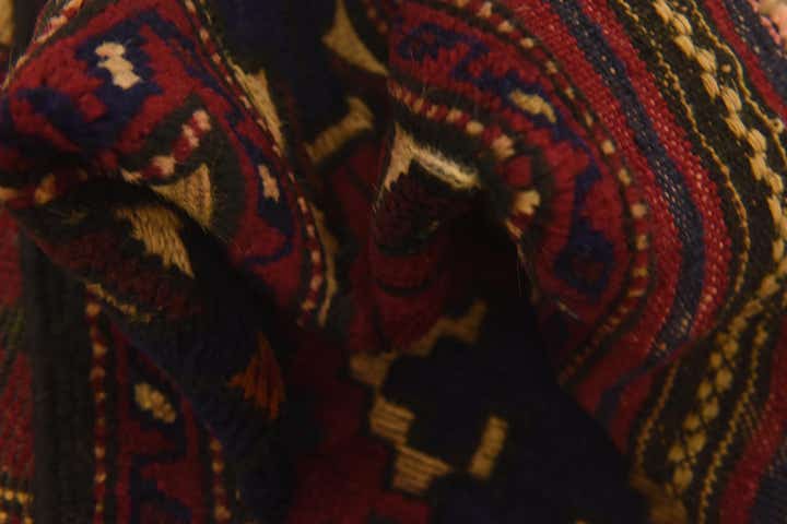 2' 11 x 4' 9 Hand Knotted Sumak Wool Rug
