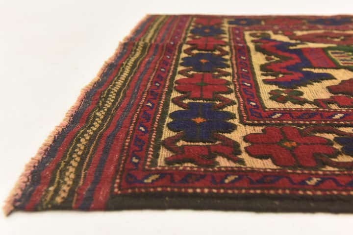 2' 11 x 4' 9 Hand Knotted Sumak Wool Rug