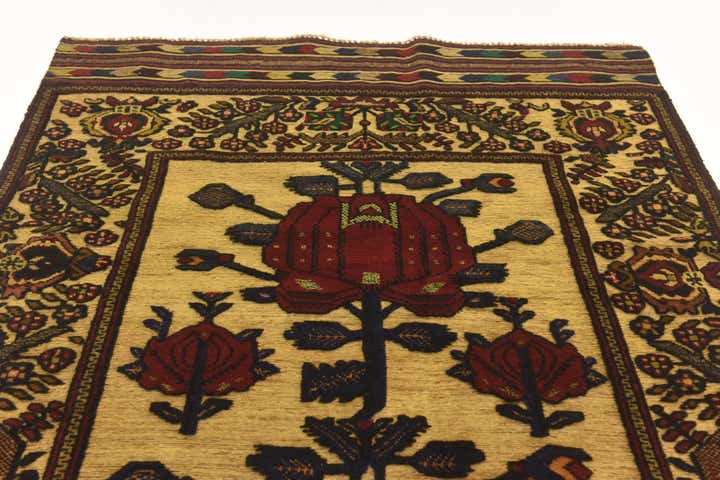 4' 2 x 6' 8 Hand Knotted Sumak Wool Rug