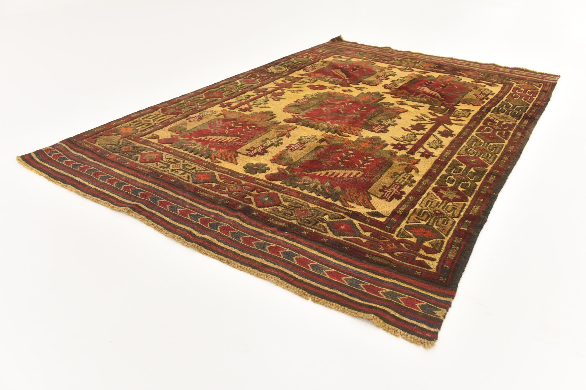 4' 5 x 6' 6 Hand Knotted Sumak Wool Rug