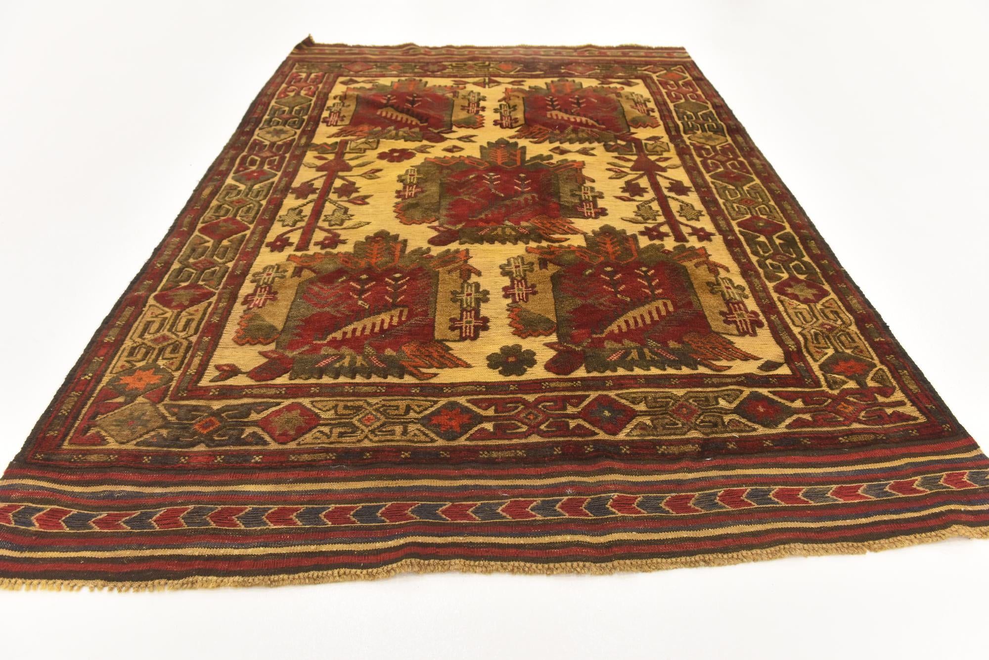 4' 5 x 6' 6 Hand Knotted Sumak Wool Rug