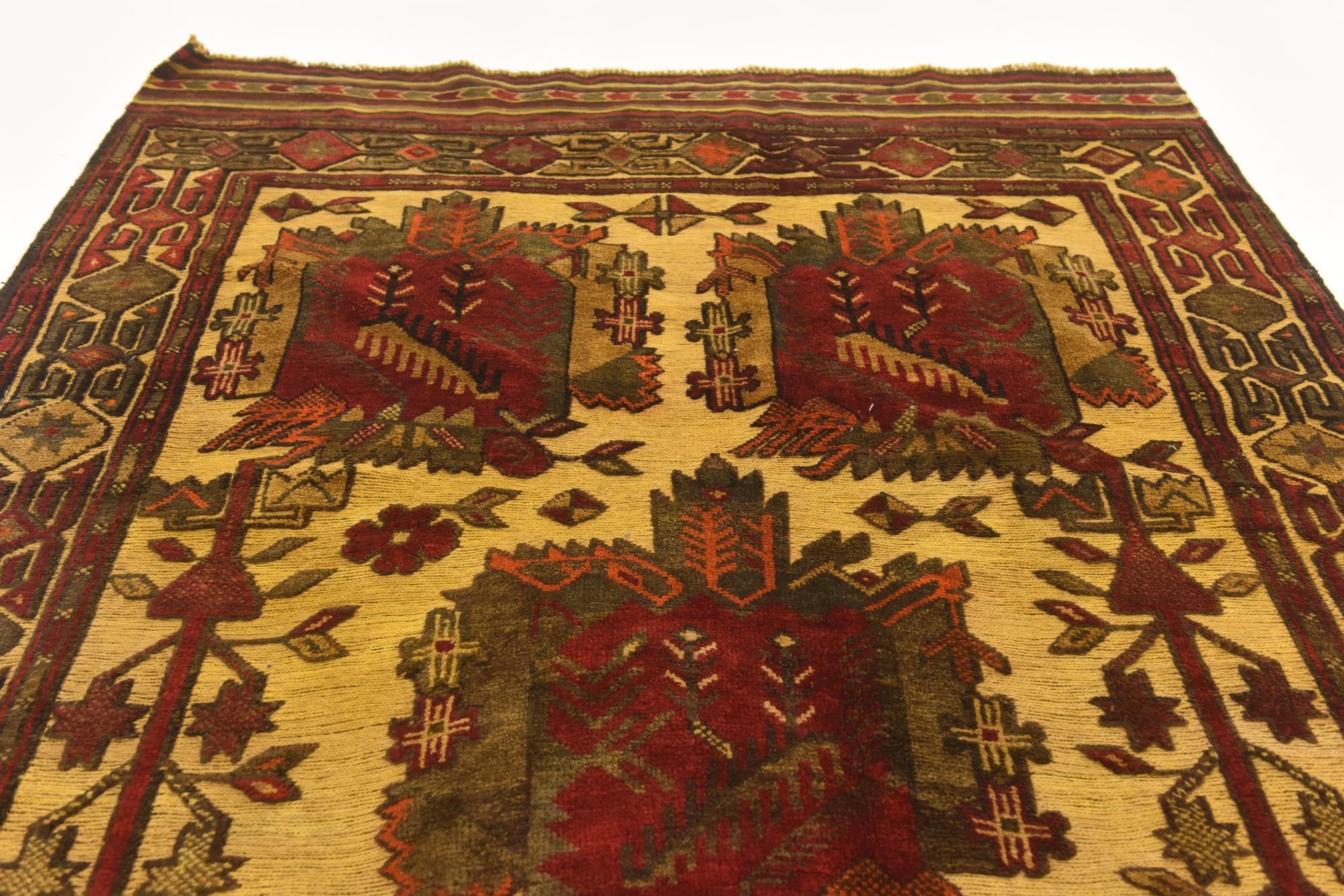 4' 5 x 6' 6 Hand Knotted Sumak Wool Rug