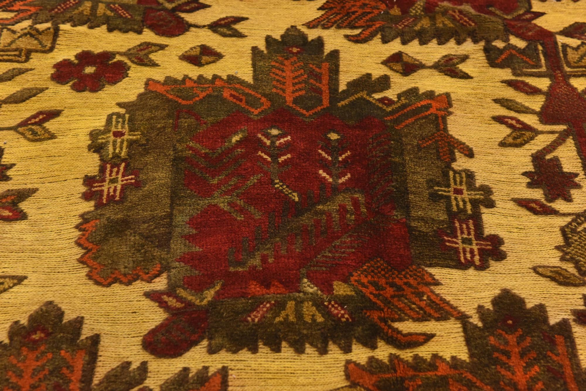 4' 5 x 6' 6 Hand Knotted Sumak Wool Rug