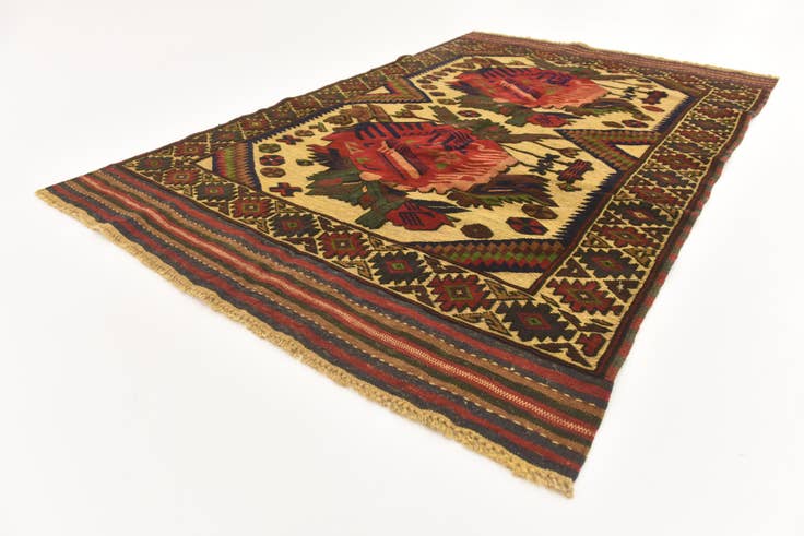 Detail image of 4' 1 x 6' 4 Hand Knotted Sumak Wool Rug