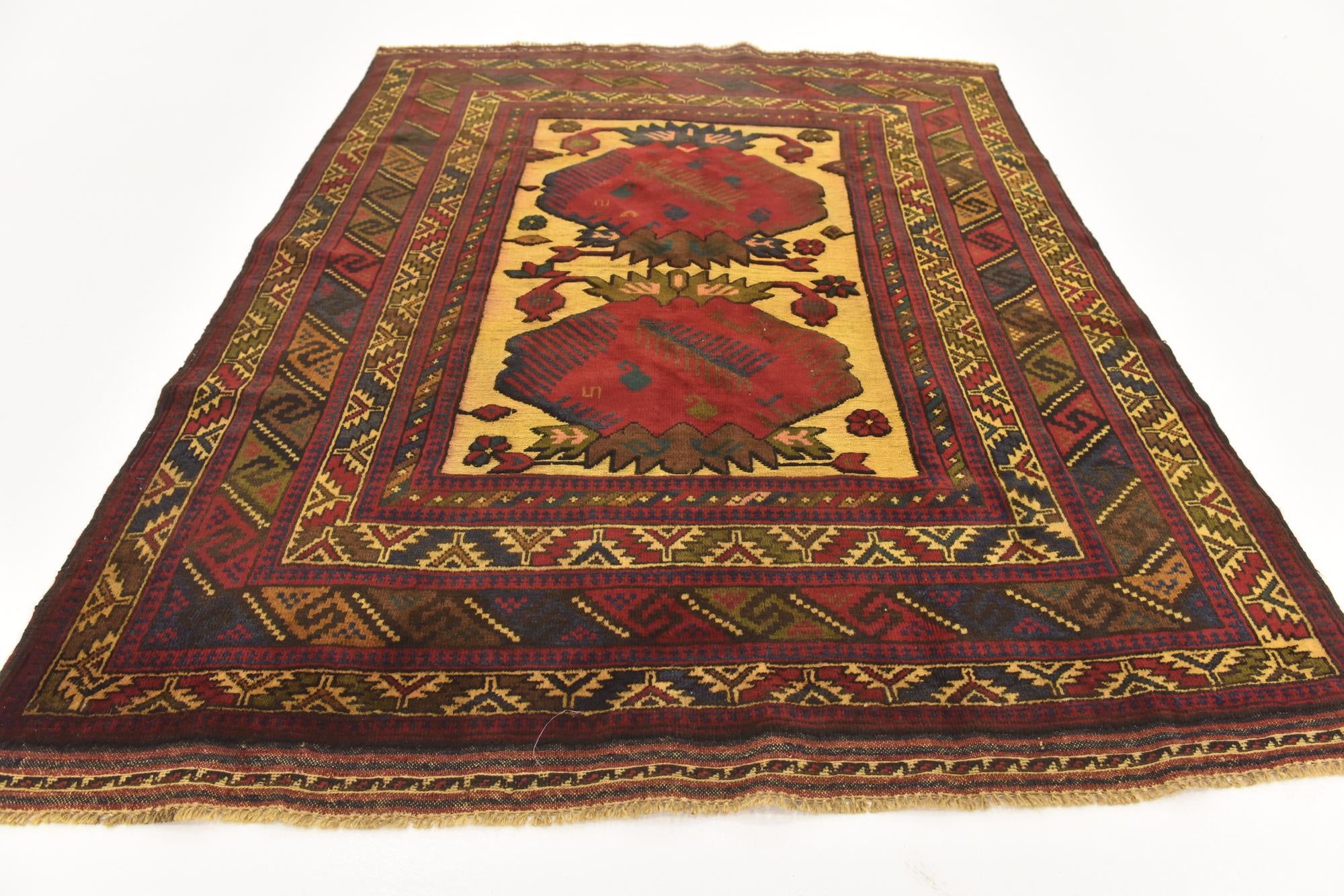 4' 4 x 5' 9 Hand Knotted Sumak Wool Rug