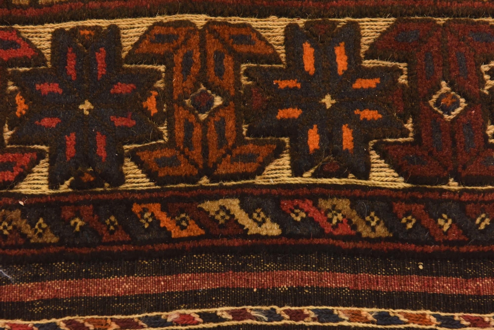 4' 1 x 6' 9 Hand Knotted Sumak Wool Rug