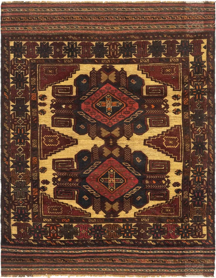 Detail image of 4' 1 x 6' 9 Hand Knotted Sumak Wool Rug