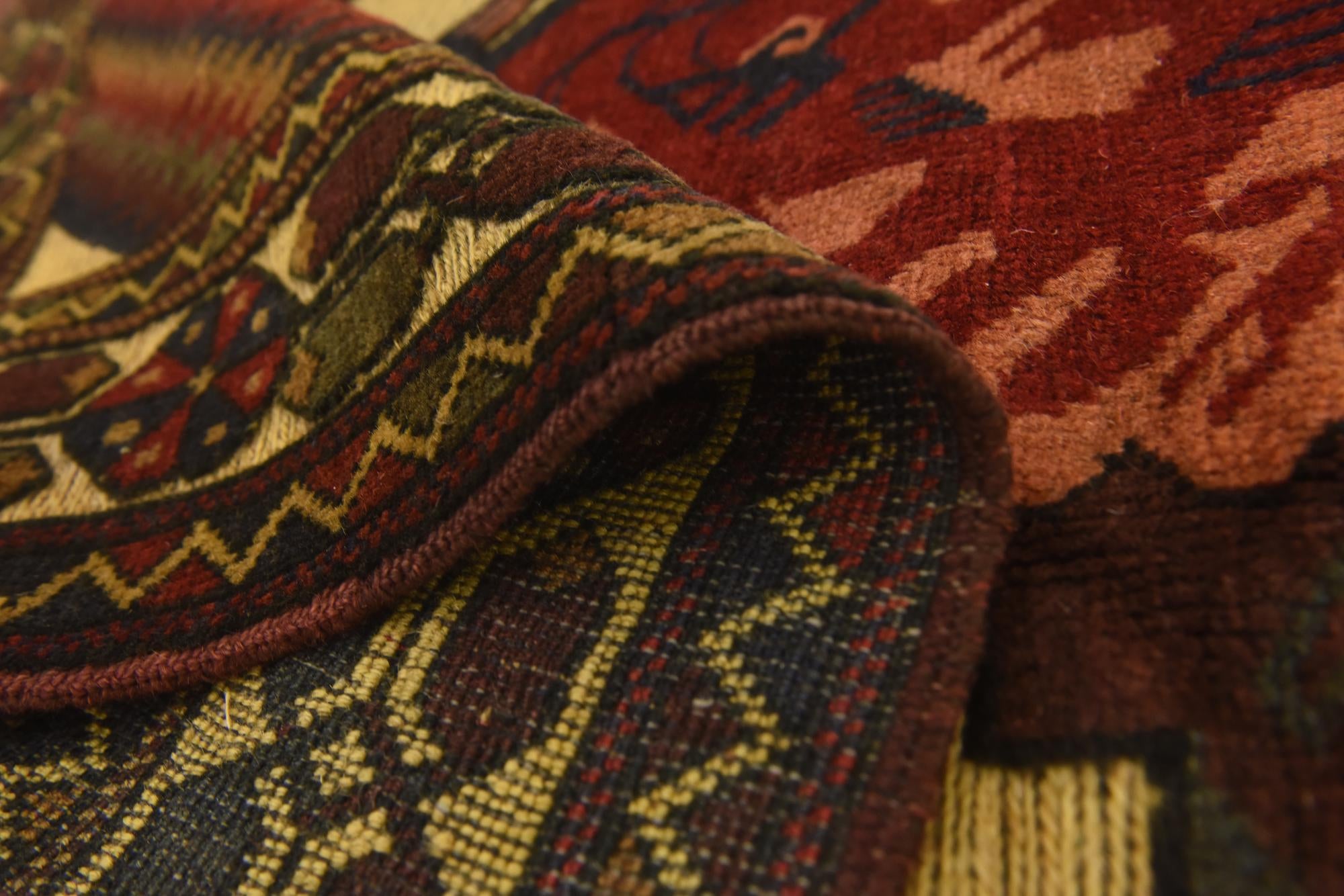 4' 2 x 6' 1 Hand Knotted Sumak Wool Rug