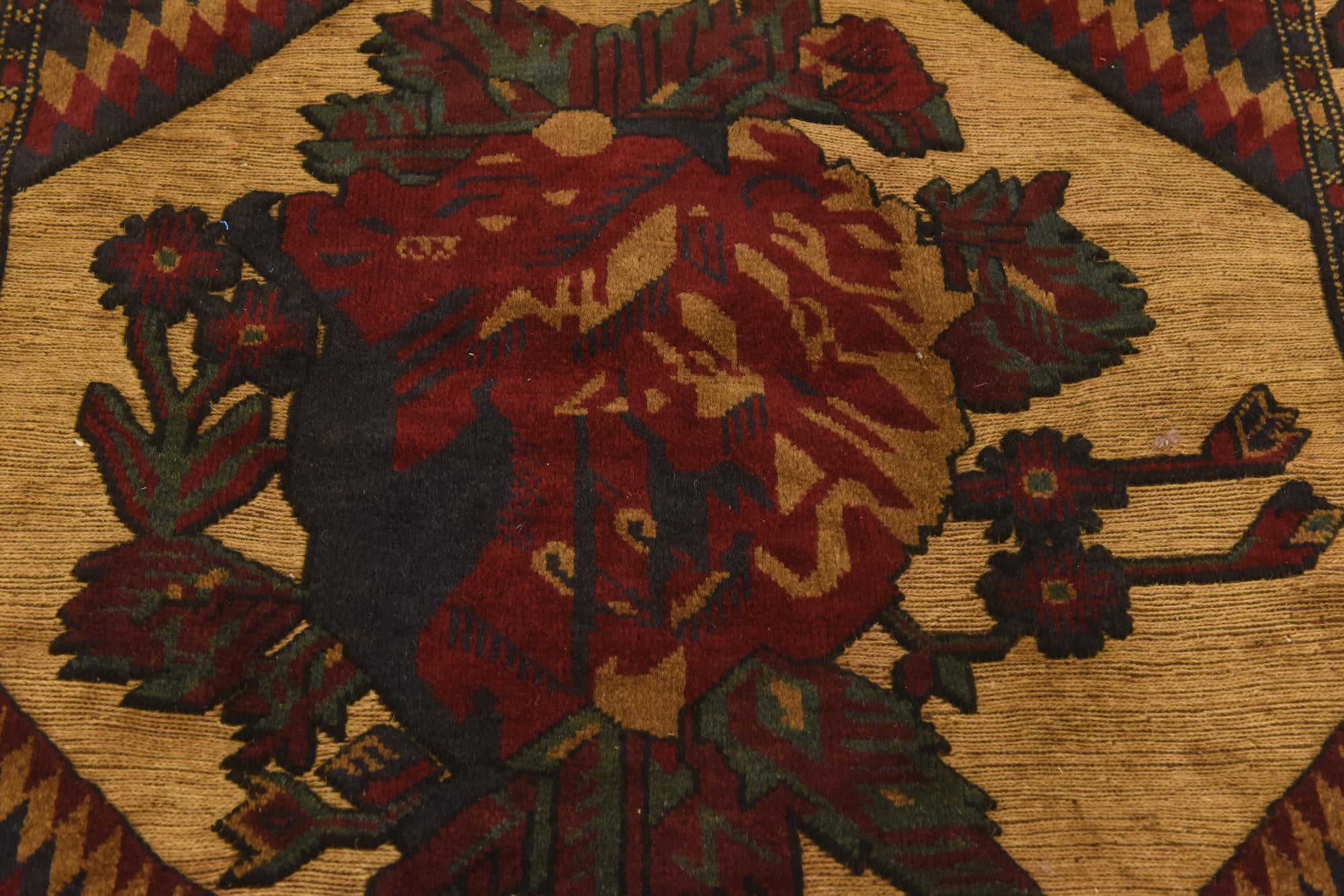 4' 3 x 6' 2 Hand Knotted Sumak Wool Rug