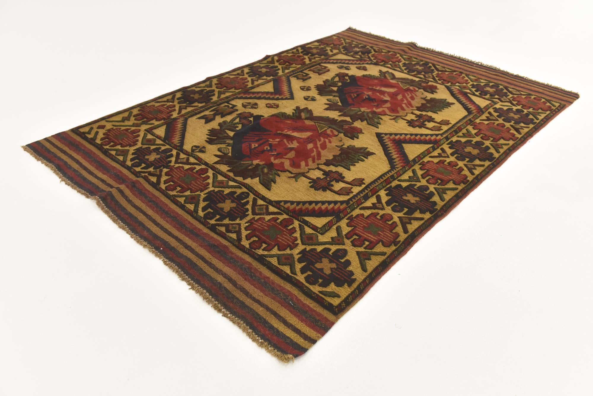4' x 5' 11 Hand Knotted Sumak Wool Rug