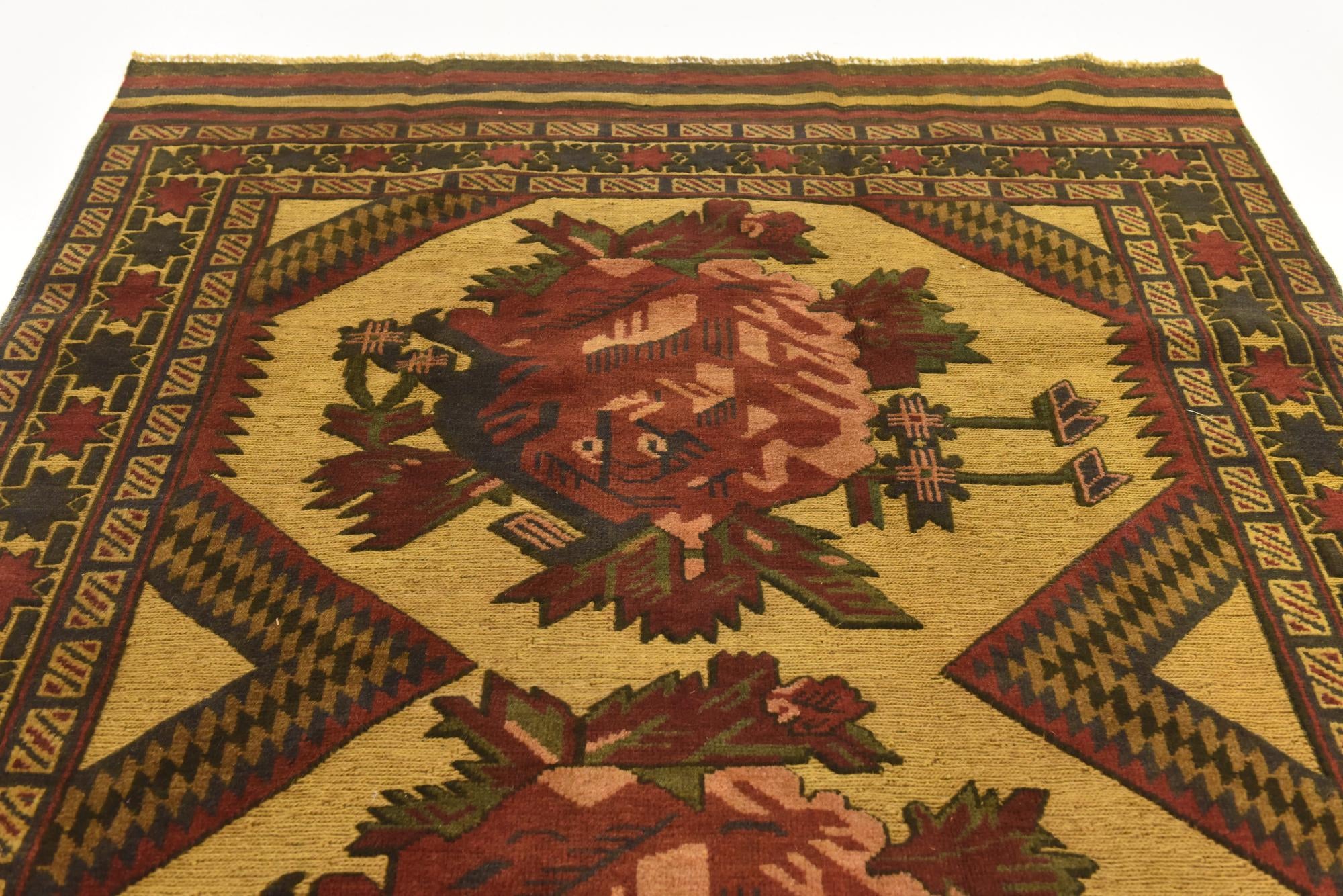 4' 2 x 5' 9 Hand Knotted Sumak Wool Rug