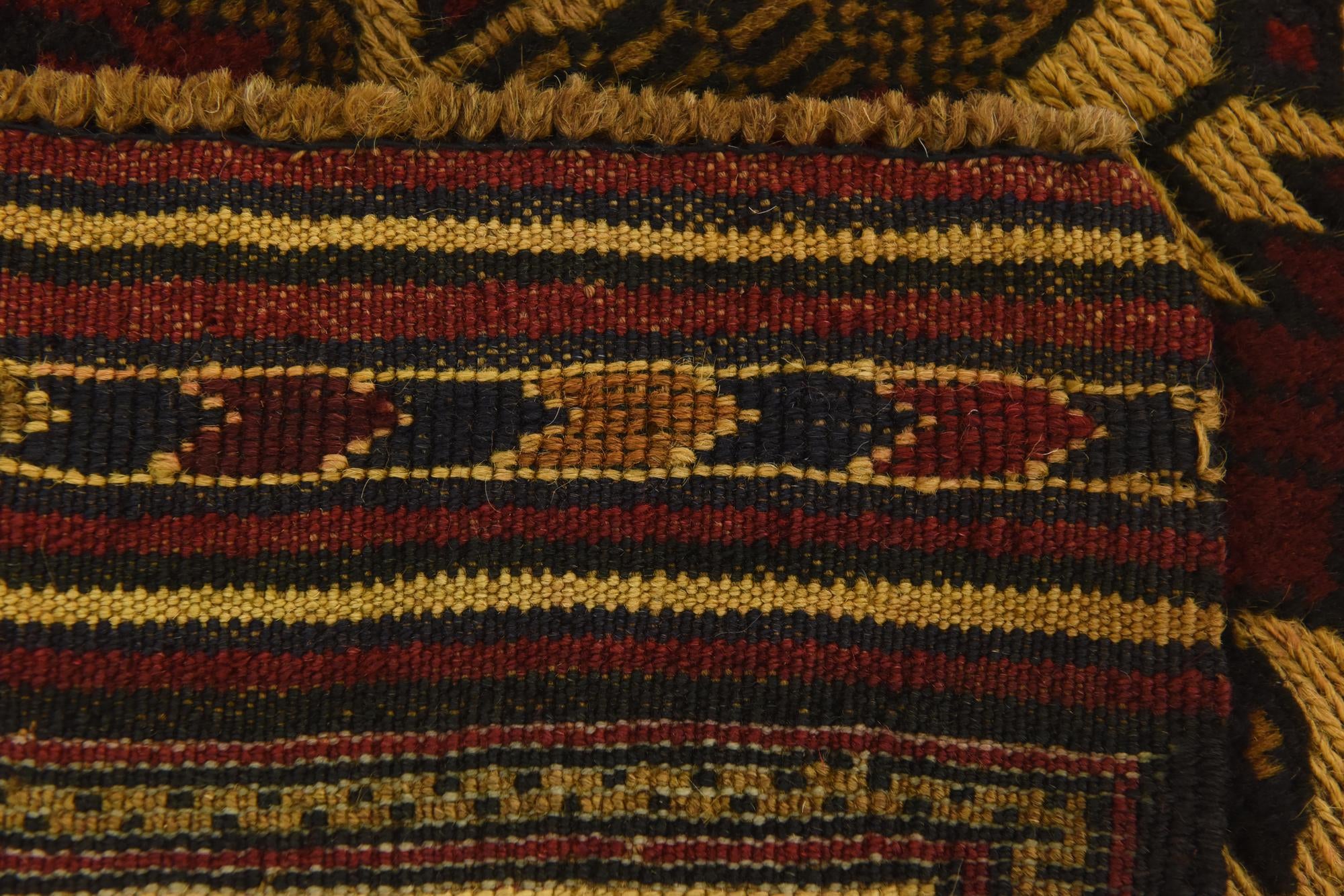 3' x 4' 5 Hand Knotted Sumak Wool Rug