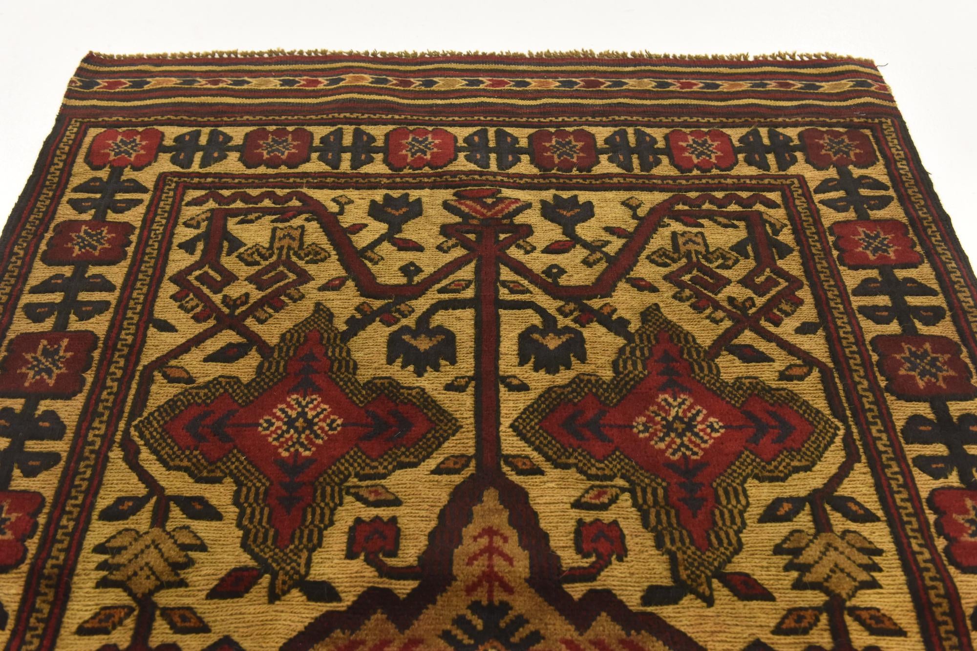 3' x 4' 5 Hand Knotted Sumak Wool Rug