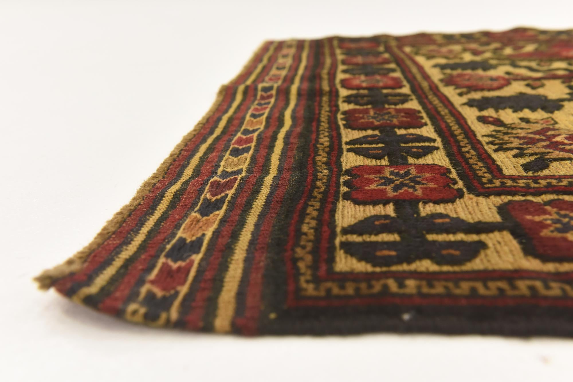 3' x 4' 5 Hand Knotted Sumak Wool Rug