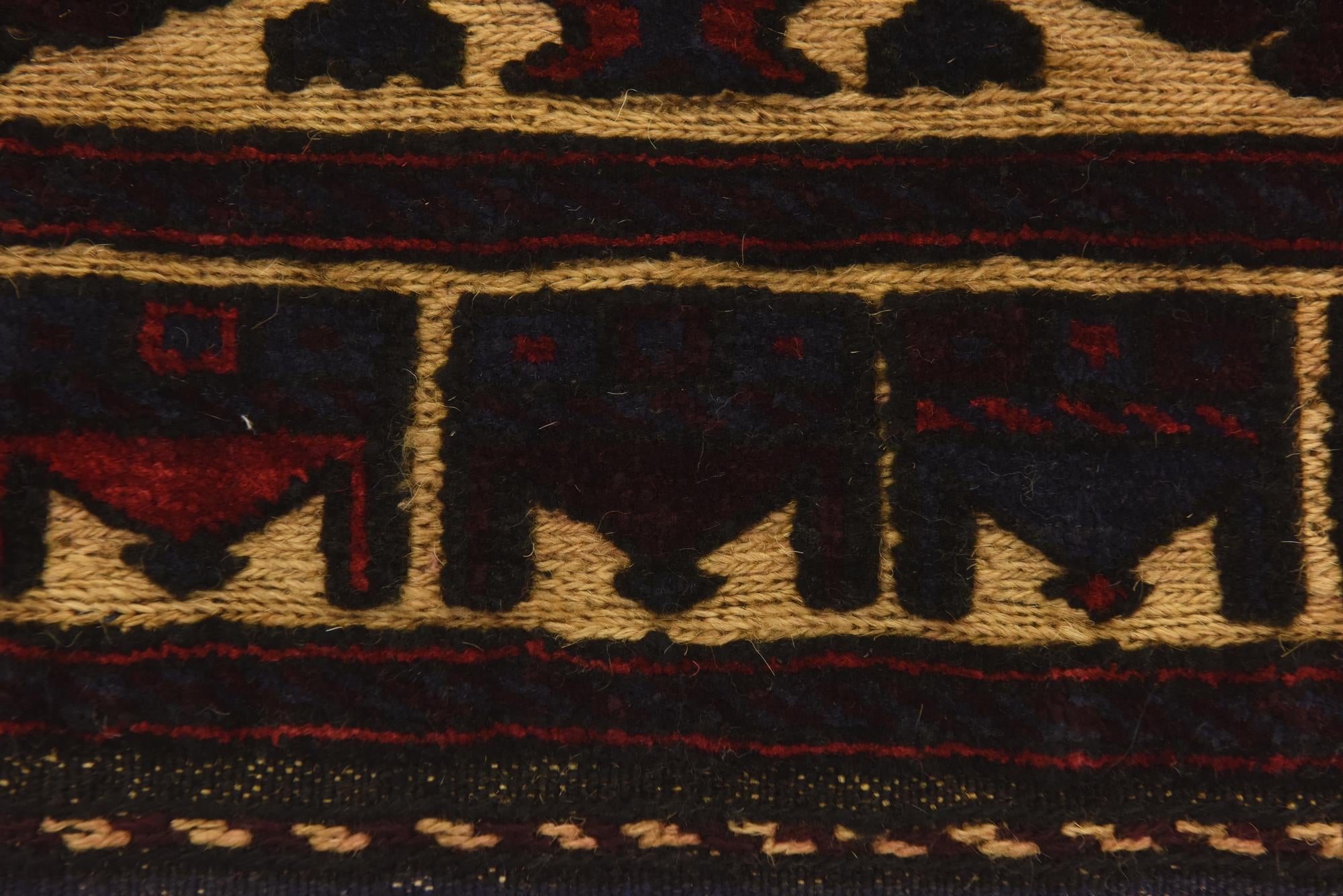 2' 9 x 4' 8 Hand Knotted Sumak Wool Rug
