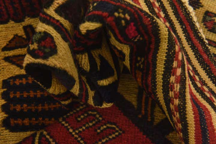 2' 10 x 4' 10 Hand Knotted Sumak Wool Rug