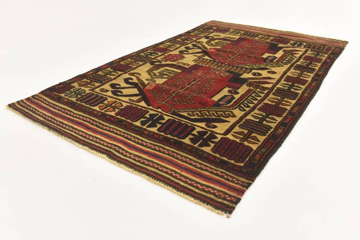 Detail image of 2' 10 x 4' 10 Hand Knotted Sumak Wool Rug
