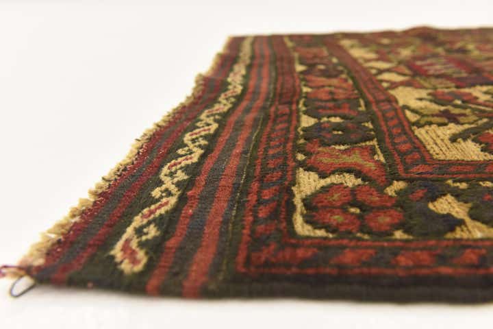 2' 10 x 4' 8 Hand Knotted Sumak Wool Rug