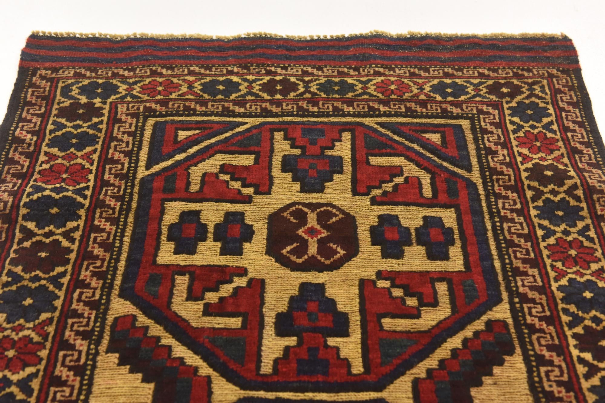2' 10 x 4' 3 Hand Knotted Sumak Wool Rug