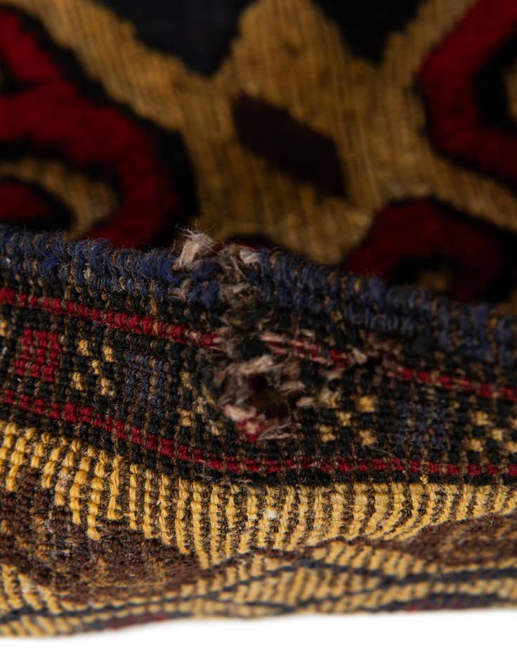 Detail image of 2' 11 x 4' 10 Hand Knotted Sumak Wool Rug