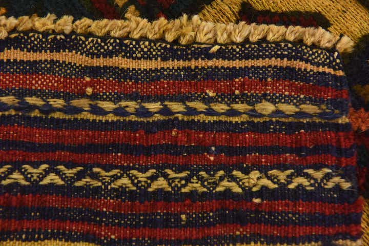 2' 10 x 4' 5 Hand Knotted Sumak Wool Rug