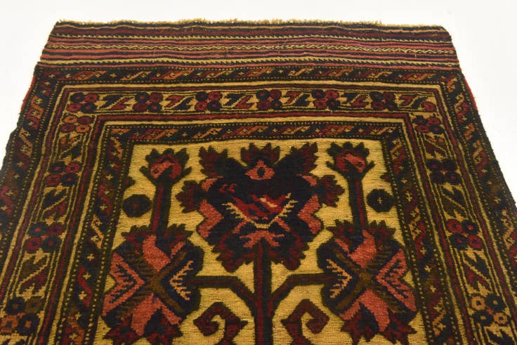 Detail image of 2' 10 x 4' 5 Hand Knotted Sumak Wool Rug