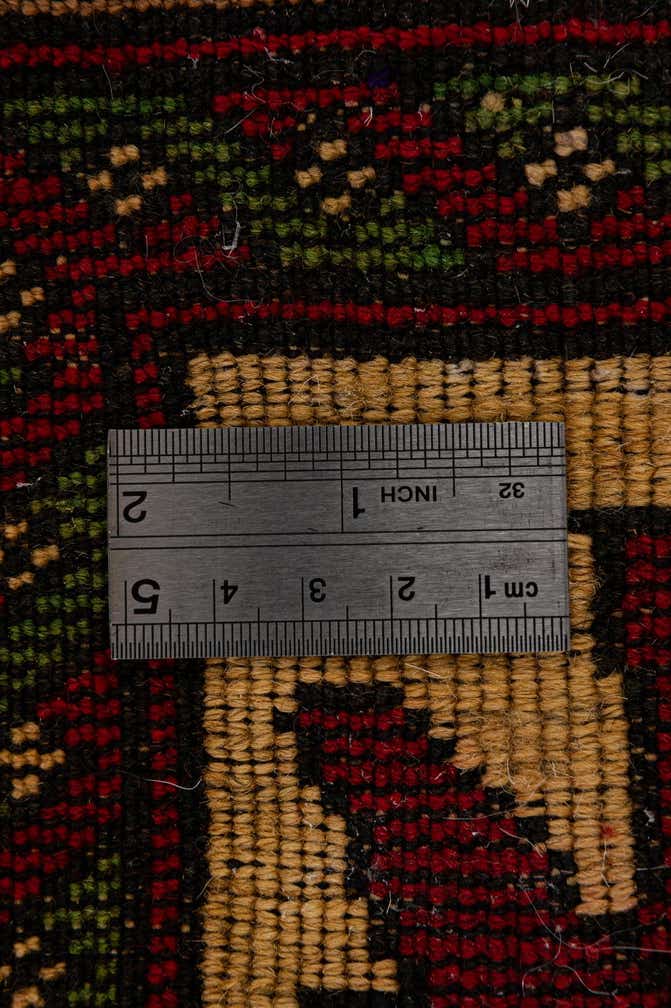 2' 10 x 4' 8 Hand Knotted Sumak Wool Rug