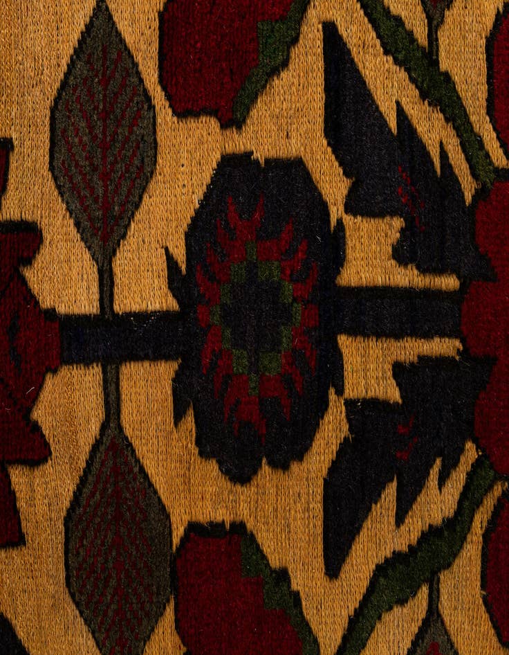 Detail image of 2' 10 x 4' 8 Hand Knotted Sumak Wool Rug
