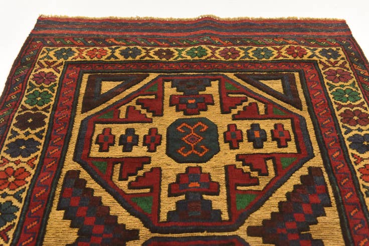 Detail image of 2' 10 x 4' 7 Hand Knotted Sumak Wool Rug