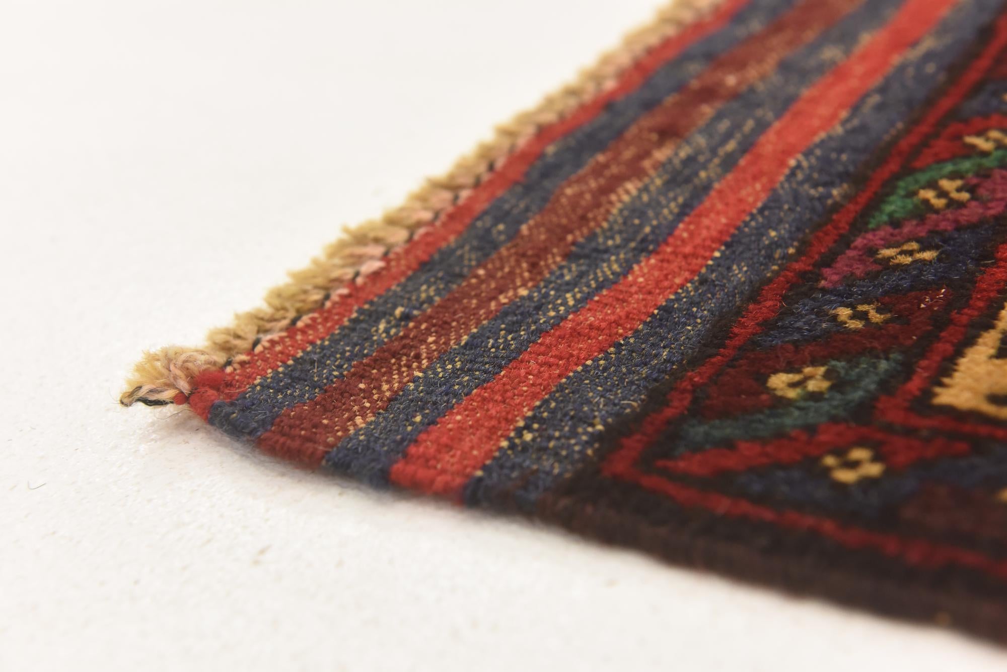 2' 10 x 4' 7 Hand Knotted Sumak Wool Rug