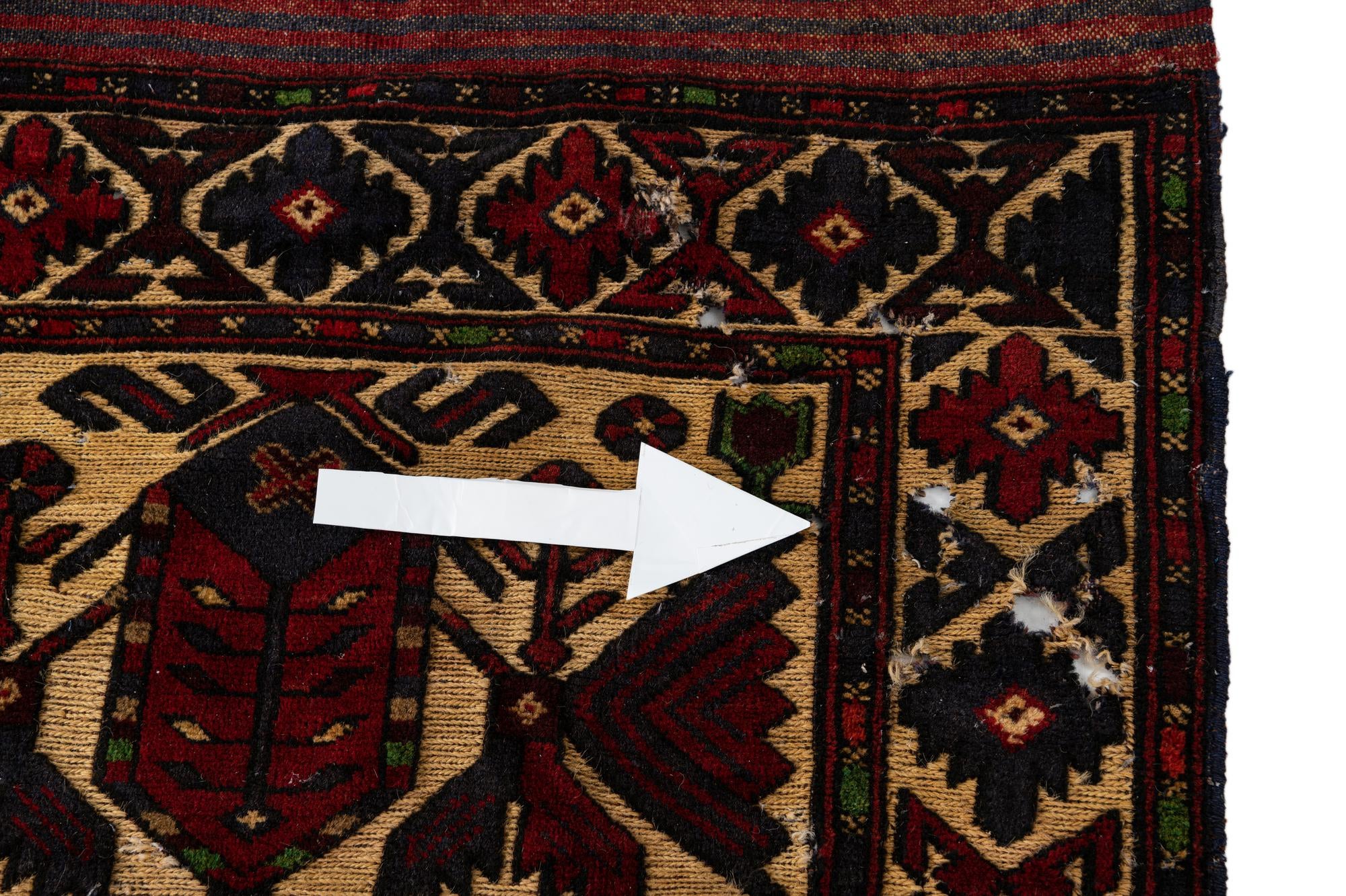 3' 1 x 4' 9 Hand Knotted Sumak Wool Rug
