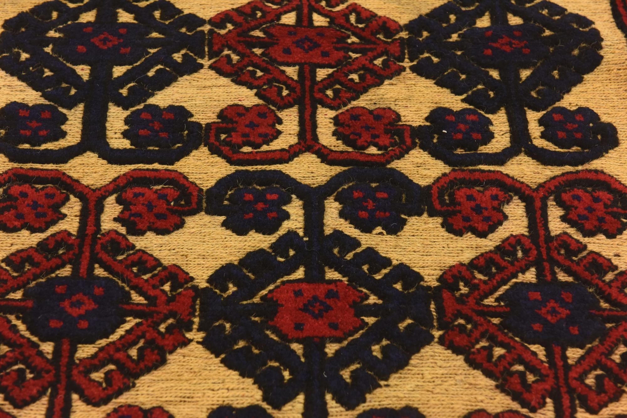 2' 11 x 4' 8 Hand Knotted Sumak Wool Rug