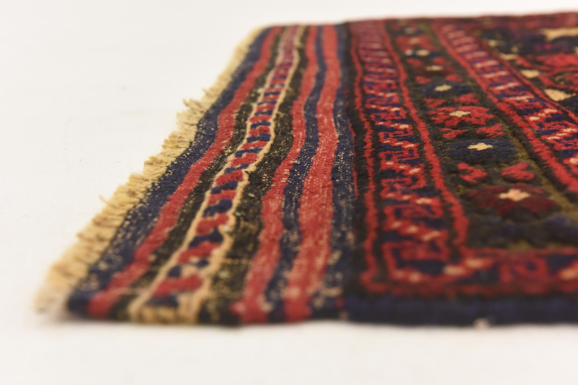2' 11 x 4' 8 Hand Knotted Sumak Wool Rug