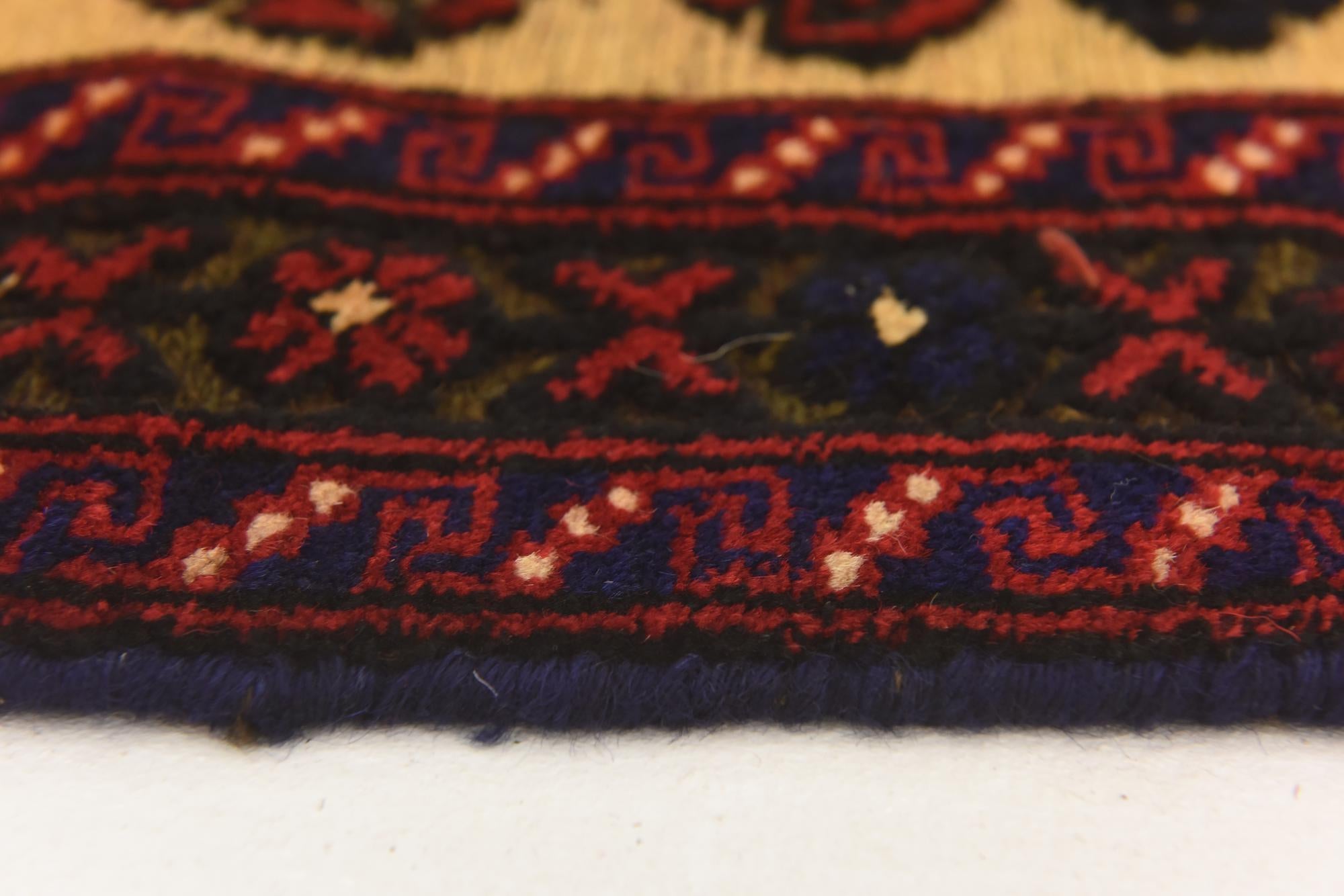 2' 11 x 4' 8 Hand Knotted Sumak Wool Rug