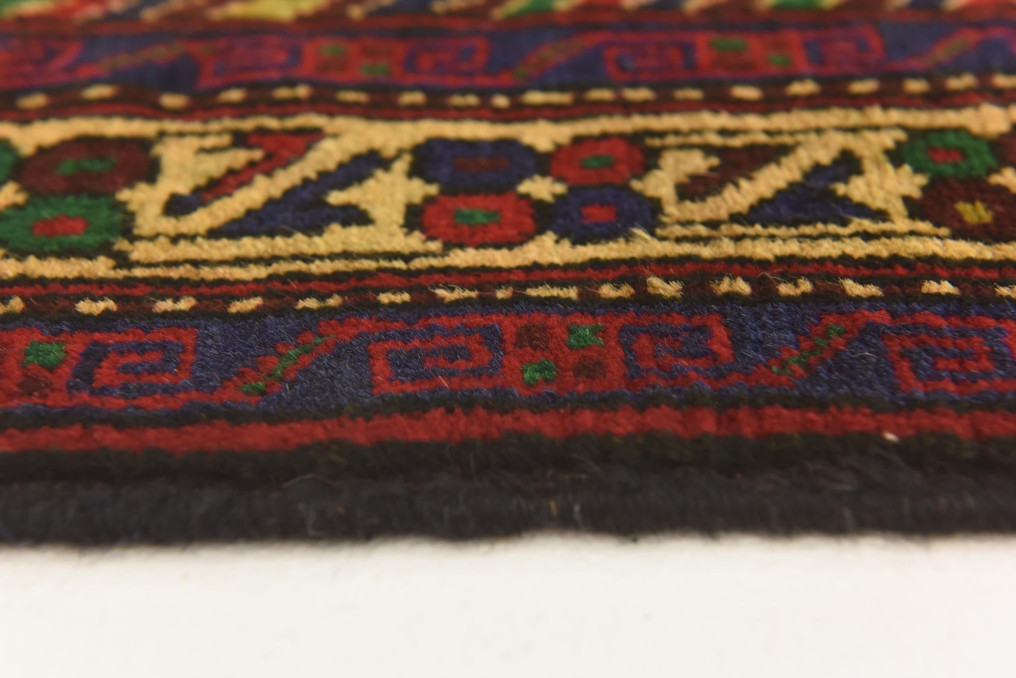 2' 8 x 4' 11 Hand Knotted Sumak Wool Rug